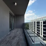 Bcb Aparts Parkside