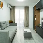Daire Bcb Aparts Parkside Kaloşvar