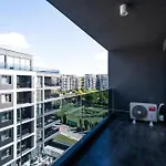 Bcb Aparts Parkside