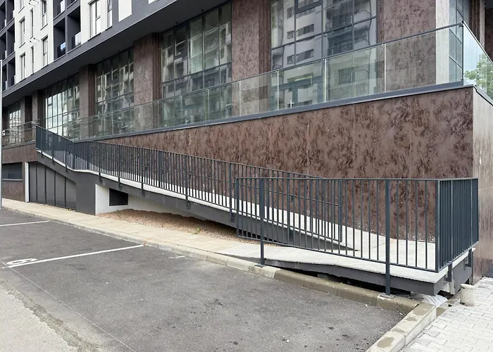 Bcb Aparts Parkside *