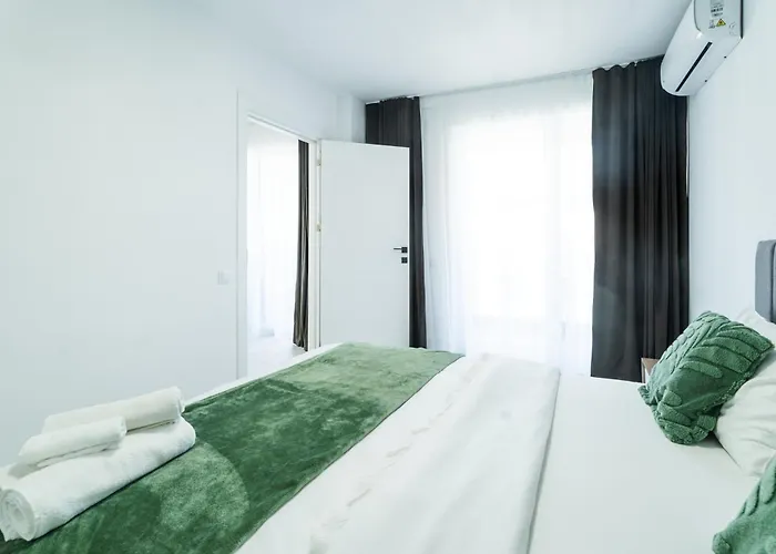 Bcb Aparts Parkside *